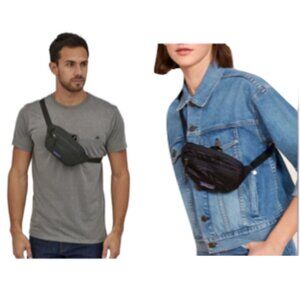 NWT- Patagonia Black Ultralight Black Hole Mini Hip Pack 1L (Unisex)